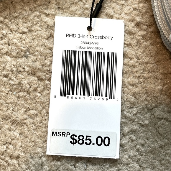 Vera Bradley 3-in-1 crossbody Lisbon Medallion - Picture 4 of 10